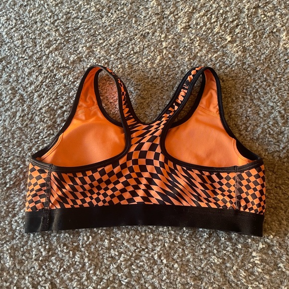Medium Nike Pro sports bra - Picture 2 of 6